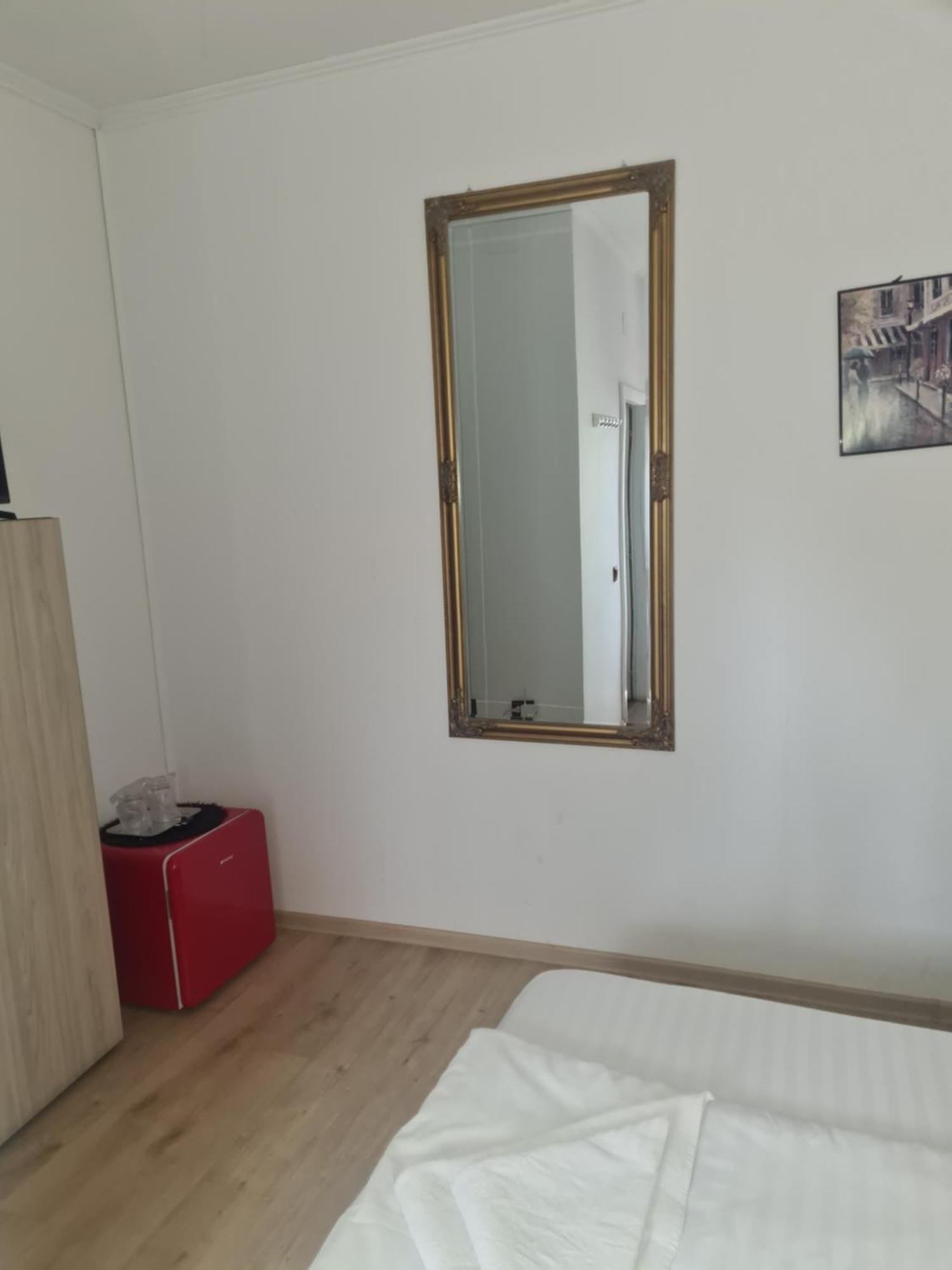 Pensiunea Corina Boutique Craiova Exteriör bild